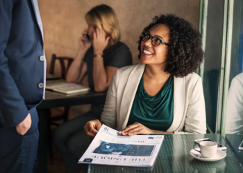 How Small Businesses Can Use Guest Articles to Build Trust and Reach